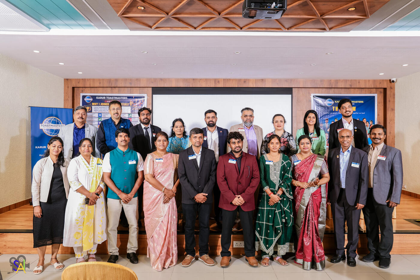 Roshan R Sivakumar with the Karur Toastmasters club officers, Executive Committee