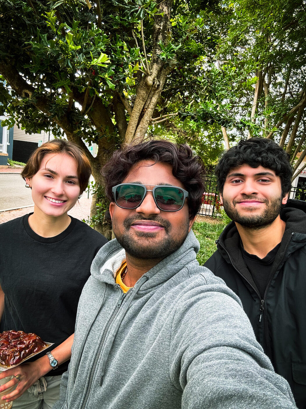 Roshan R Sivakumar with his global buddy Rowan and friend Amaan at VCU